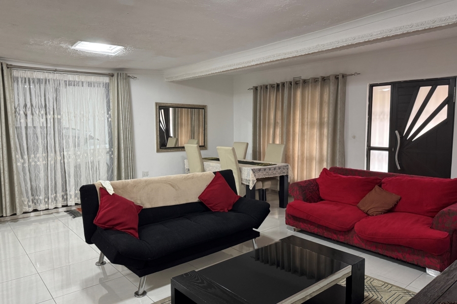 3 Bedroom Property for Sale in Park Village Western Cape